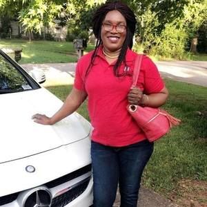 Meet your Posher, Odette